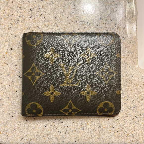 Brown print Louis Vuitton wallet - Picture 1 of 4
